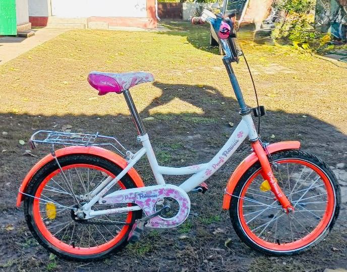Продаю дитячий велосипед.
