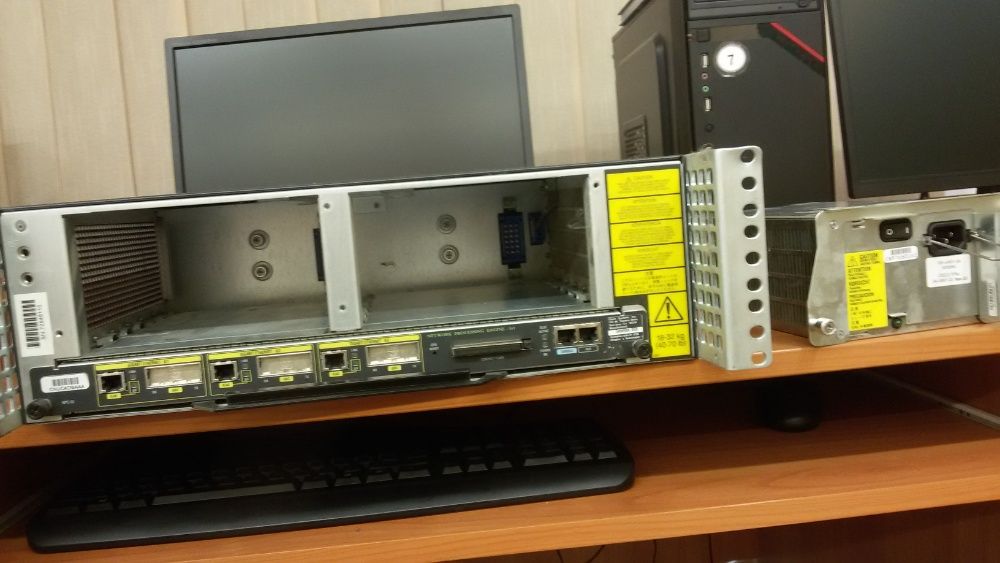 Маршрутизатор Cisco 7204VXR