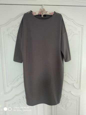 Piękna sukienka Mohito XL biust na 110cm bez rozciagniecia