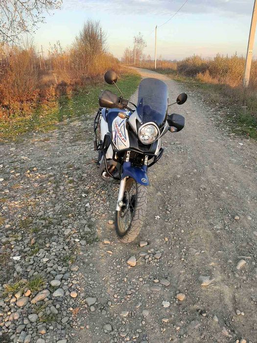 Honda Transalp XL700