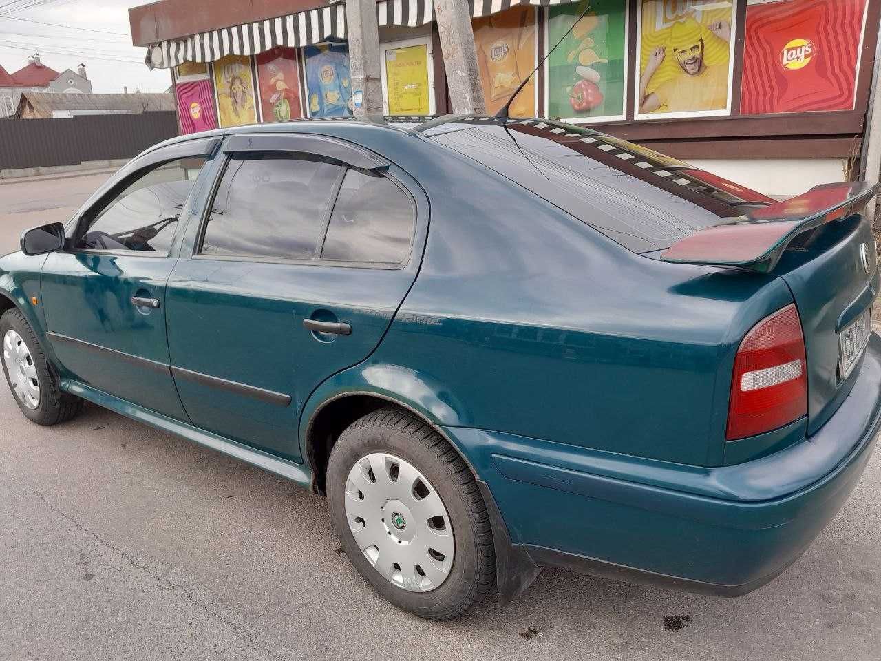 Skoda Octavia 2000 року