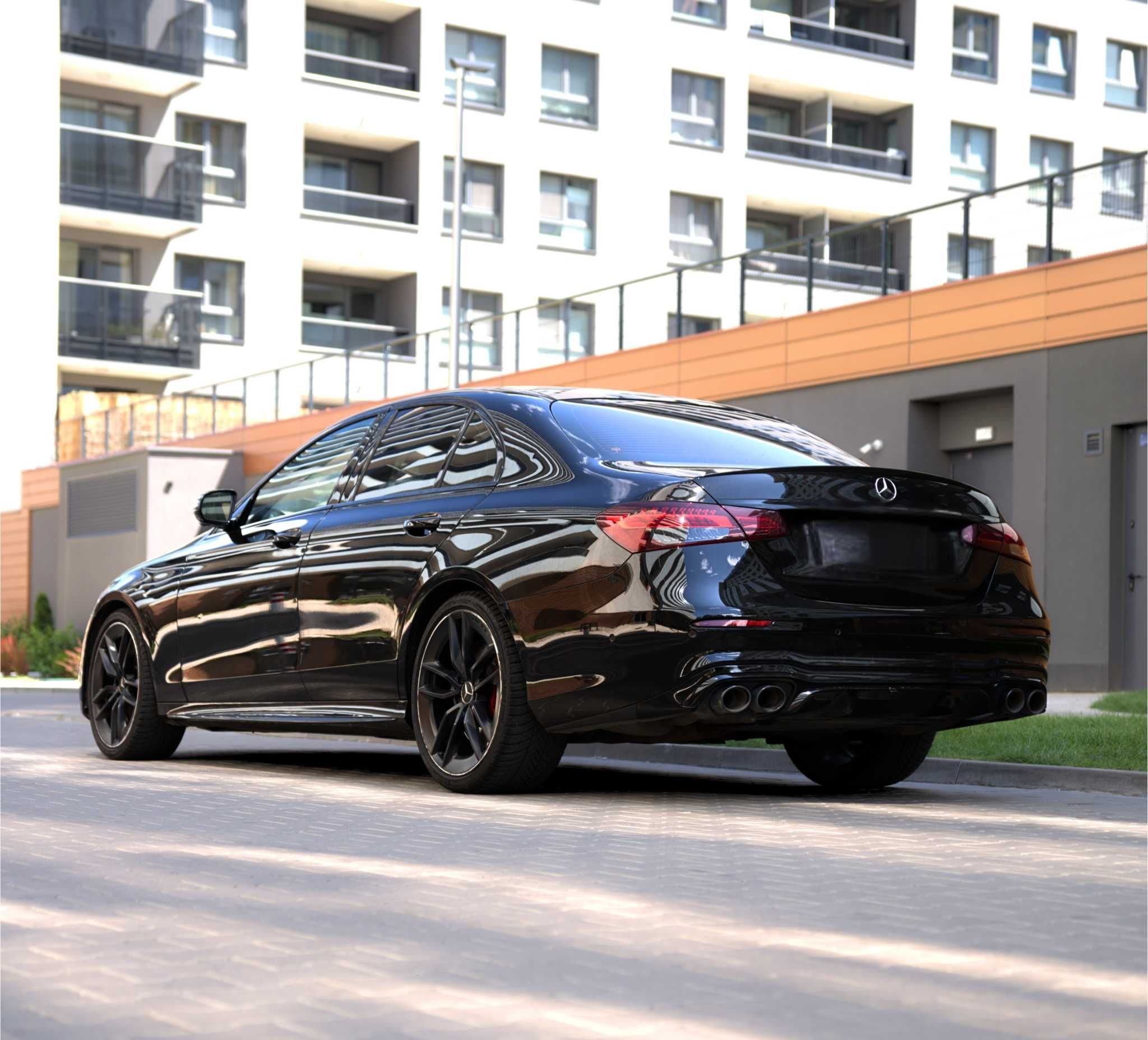 Wynajem Mercedes E53 AMG (wynajem bez kaucji) Wypożyczalnia Samochodów