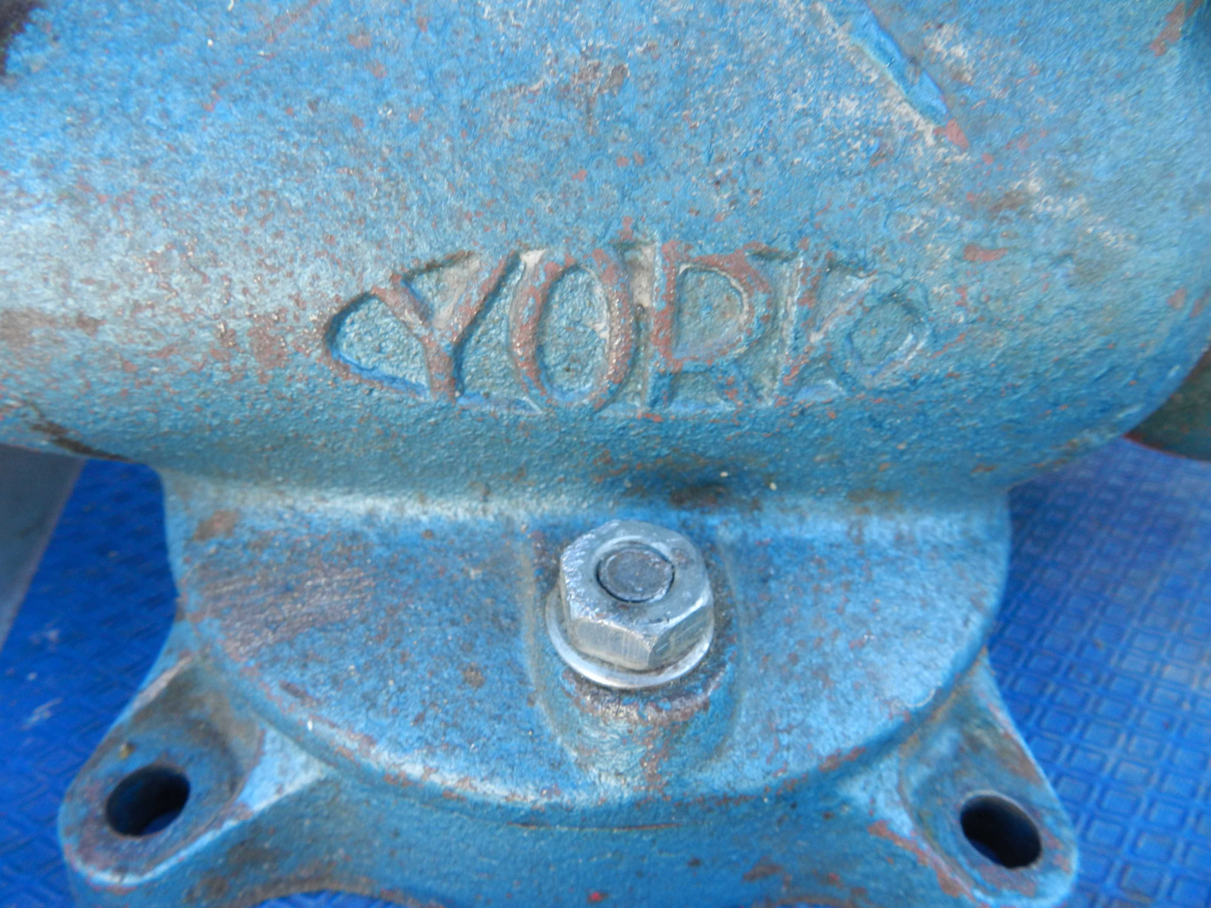Imadło ślusarskie York rozstaw 100 mm 13 kg