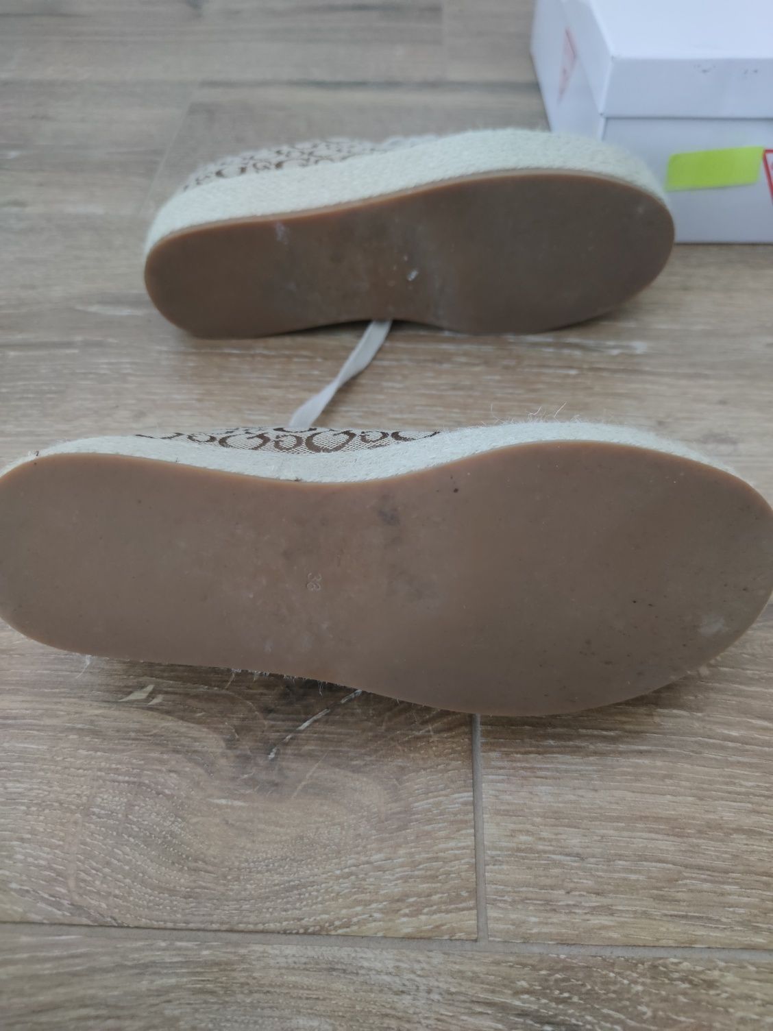 Buty GUESS trampki