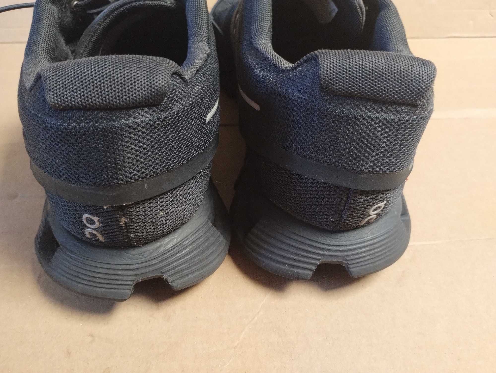 Buty do biegania biegowe ON Running Cloud 5 roz 46