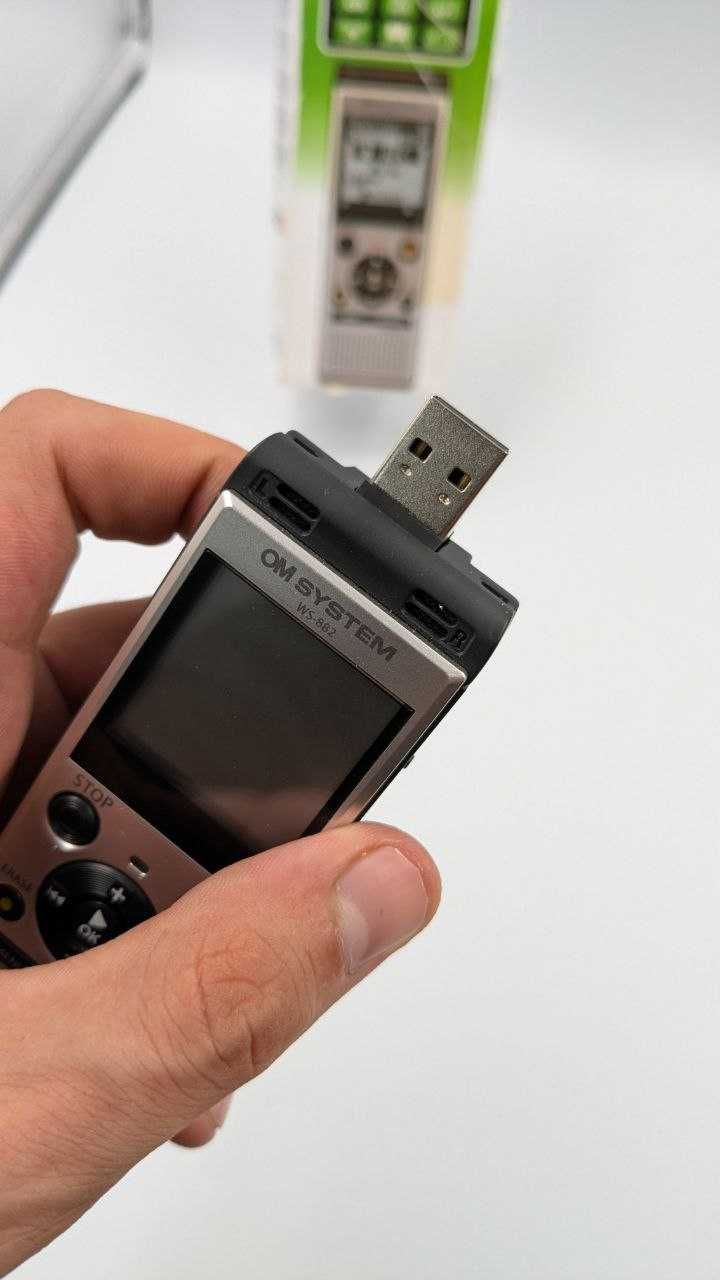 Цифровий диктофон OM SYSTEM WS-882