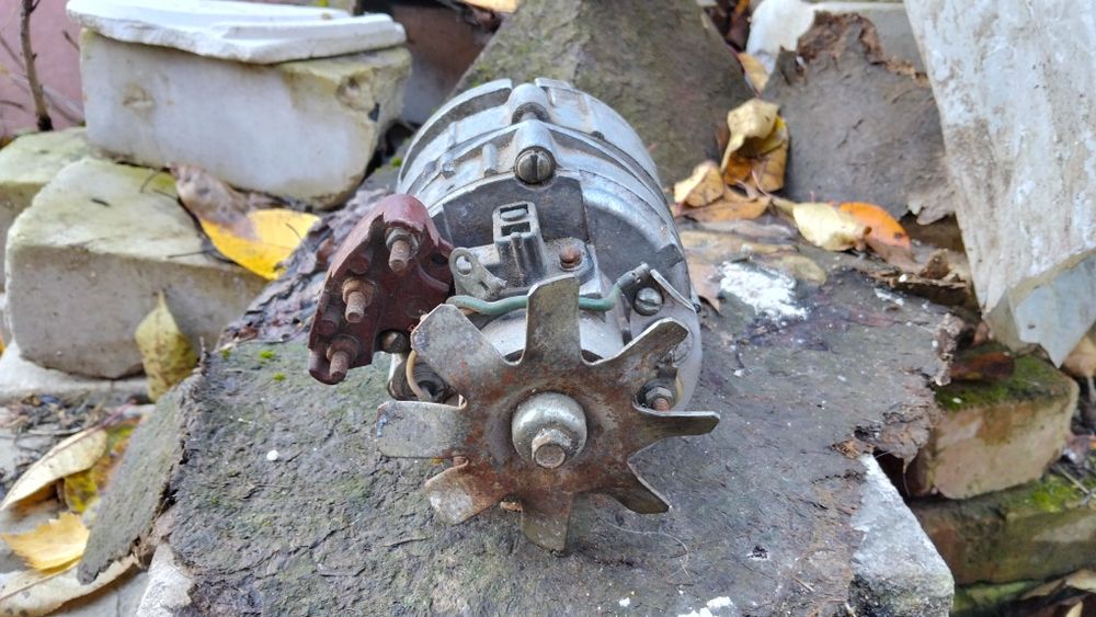 Продам зарчасти до днепр мт 10