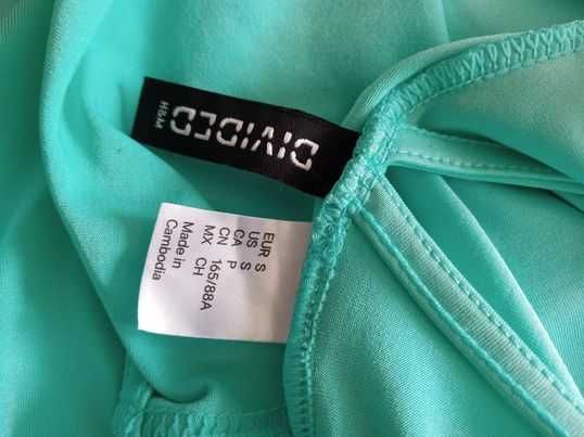 Seledynowa rozkloszowana letnia sukienka H&M S