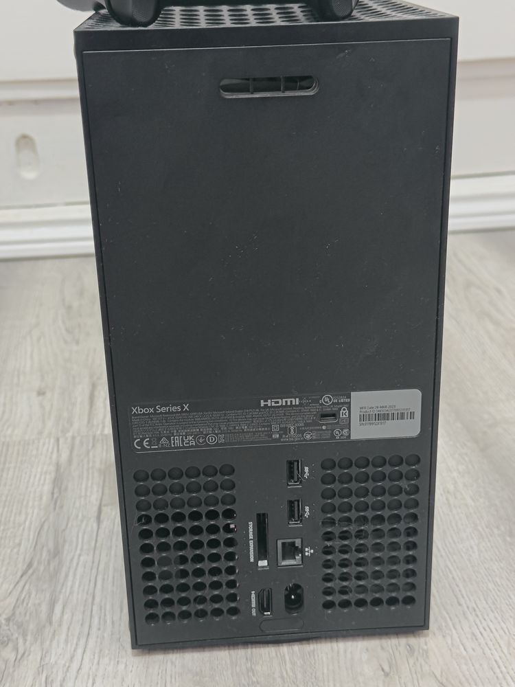 Xbox series X (com caixa e garantia)