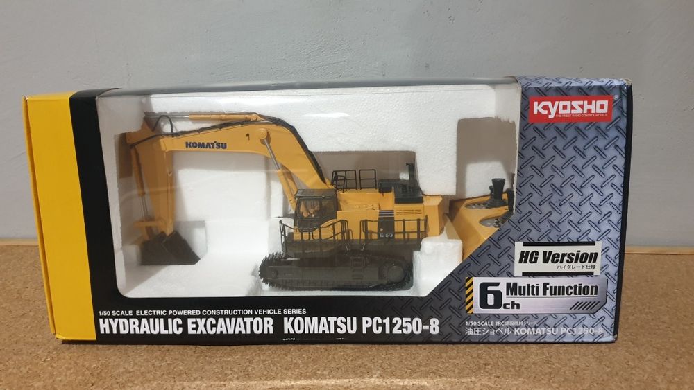 Koparka zdalnie sterowana Kyosho Komatsu PC1250-8 1:50 siku WSI