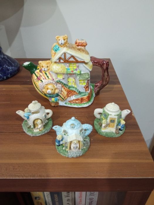 Bules de decoração 3 sao de coleção de regeny Fine Arts 1995 ,uma mant