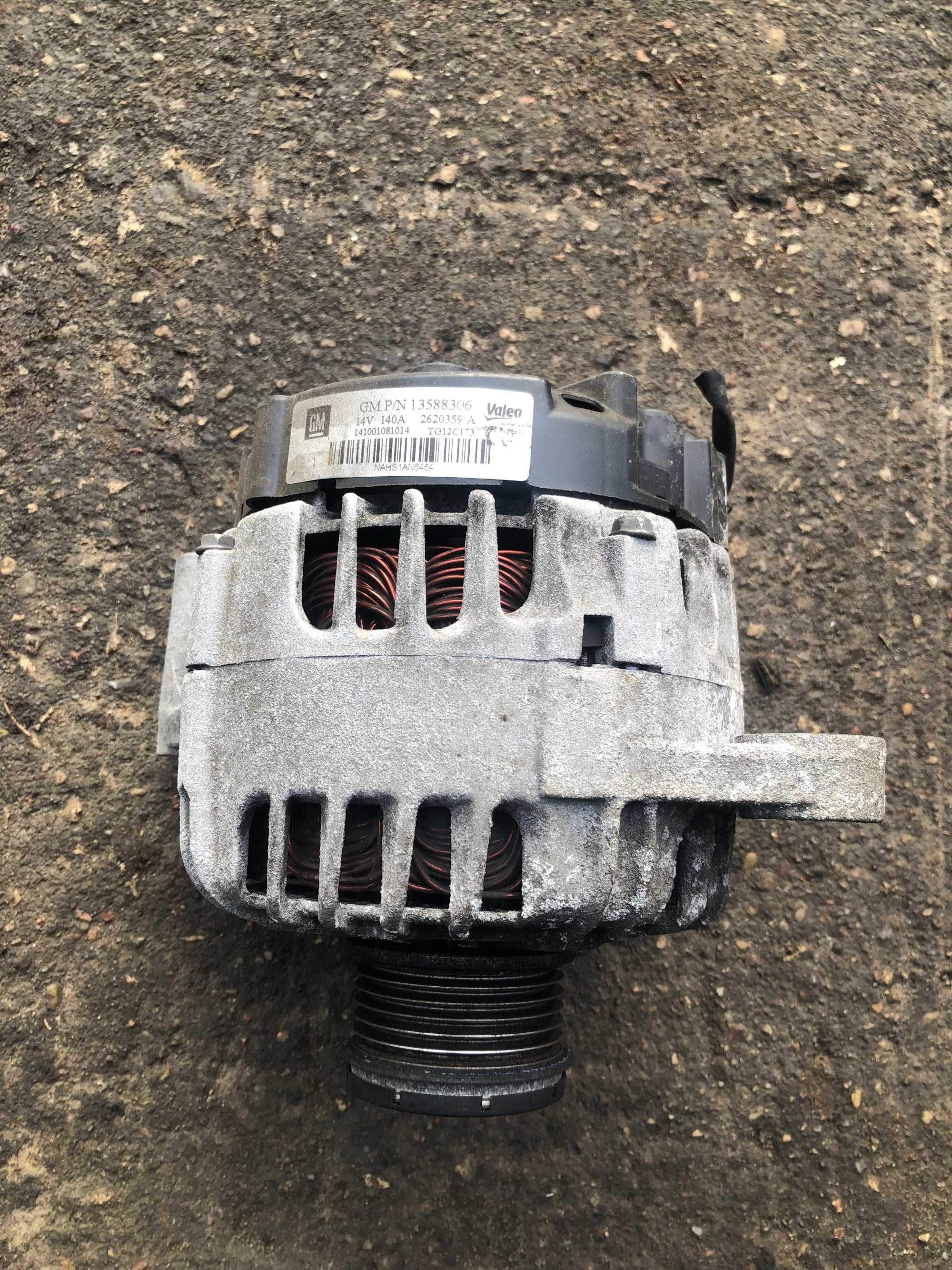Opel Astra Zafira C Insignia 2.0 cdti Alternator