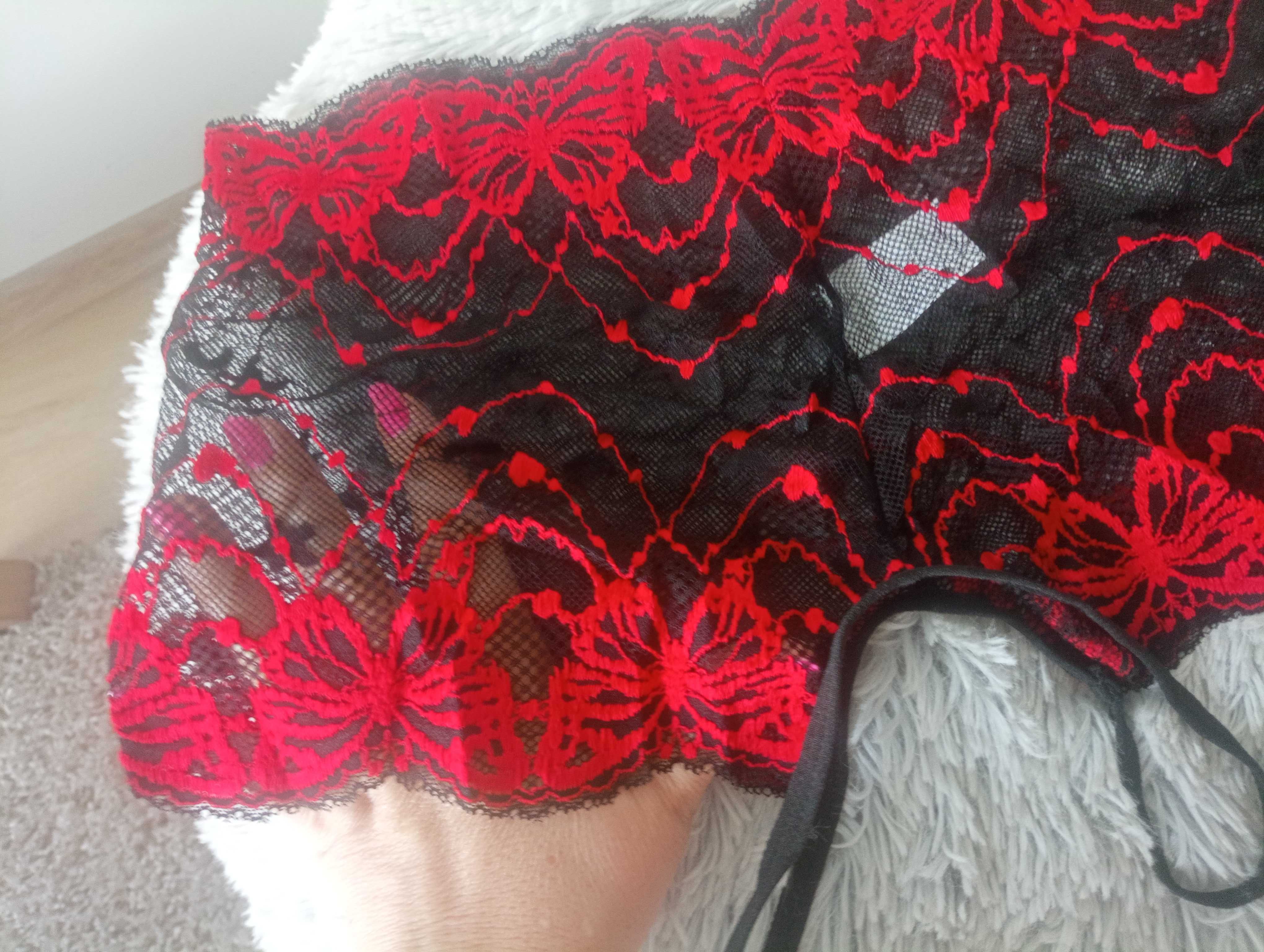Figi z dziurką wysoki stan,XL