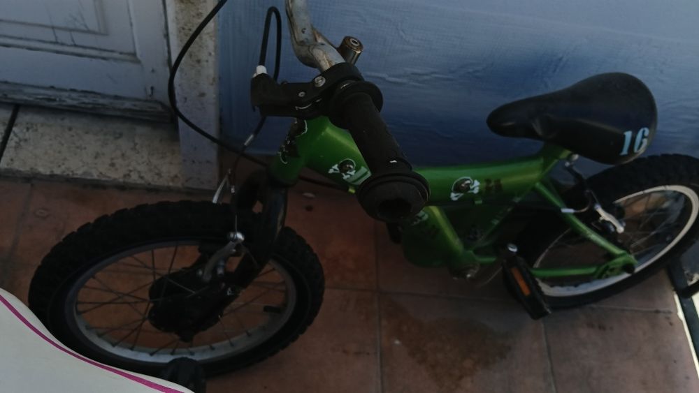 Bicicleta infantil até 5 anos
