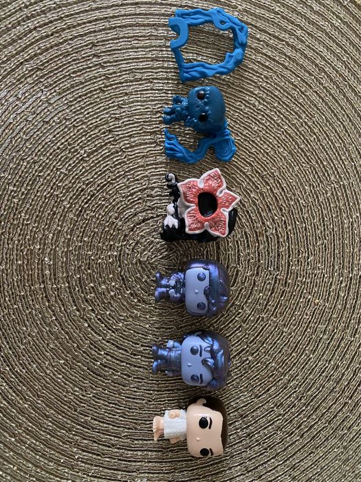 Іграшки з кіндера по 50 грн/фігурка