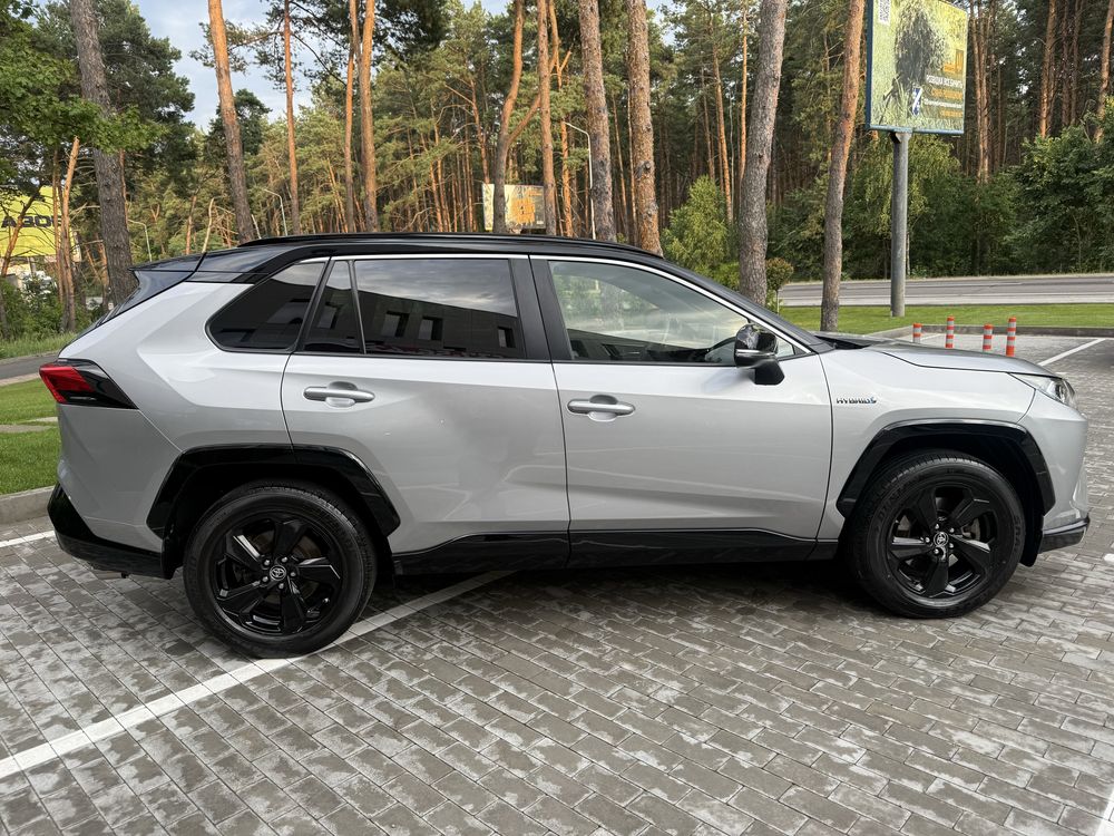 Toyota Rav4 Hybrid Повний привід Style