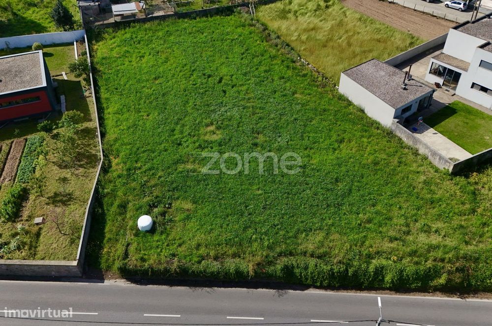 Terreno Urbanizável em Bagunte com projeto aprovado para moradia