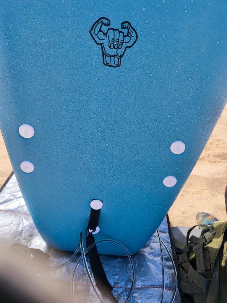 Vendo prancha surf Olaian 8,2 + Capa Transporte
