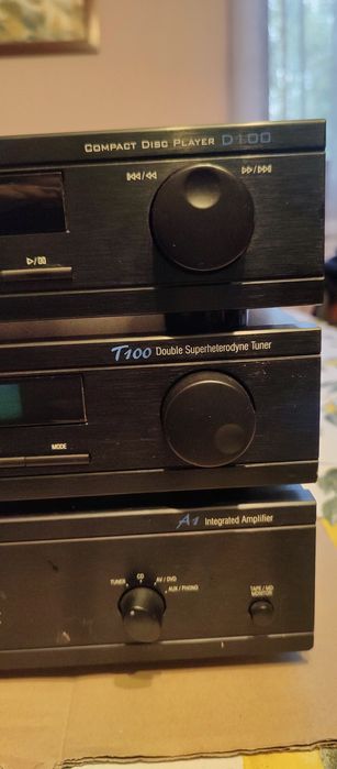 Zestaw Cambridge Audio A1 V3.0 i T 100 oraz cd  D100  - Rezer. 10.10
