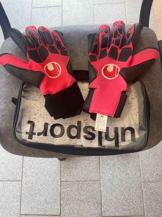 luvas UHLsport, 80€