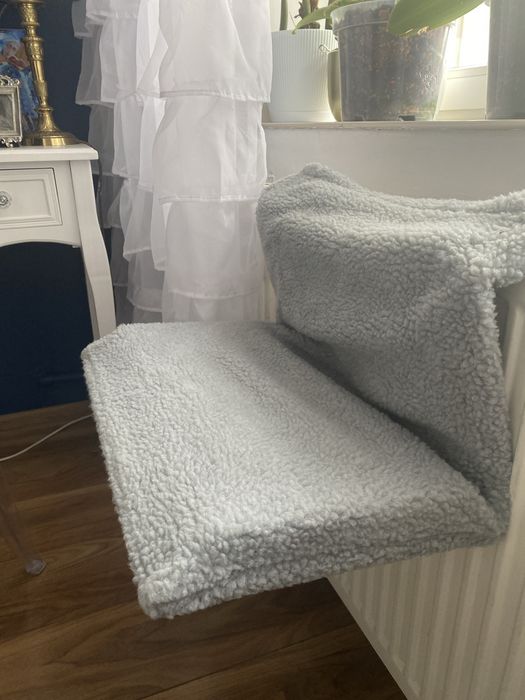 Zawieszane legowisko dla kota