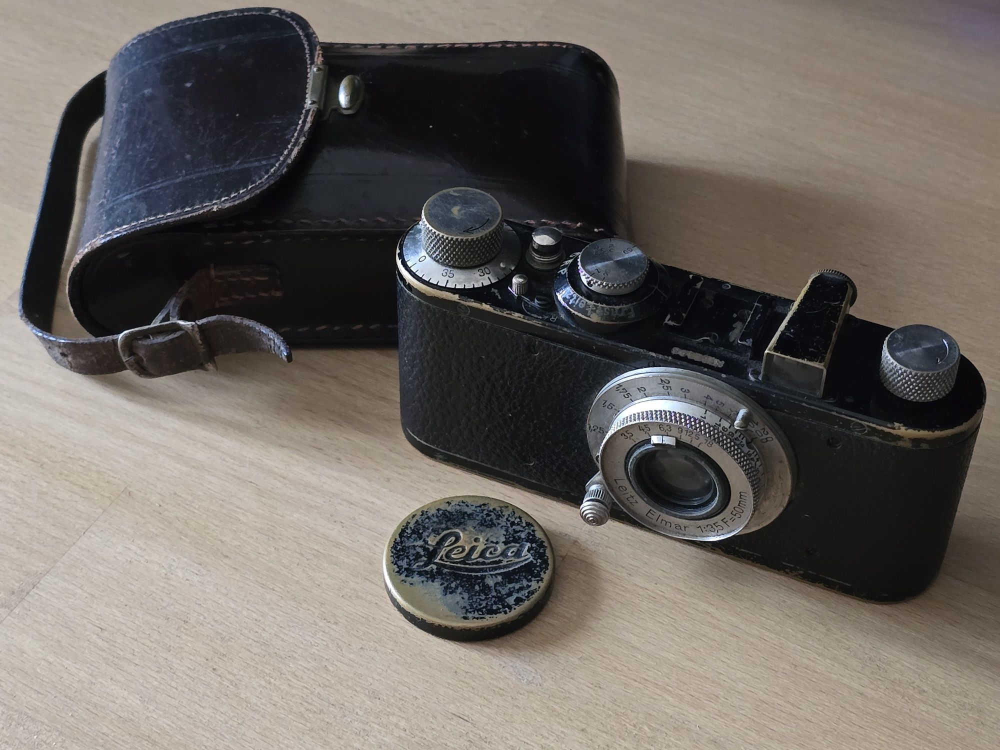 Aparat Leica 1 z obiektywem Elmar z 1930r