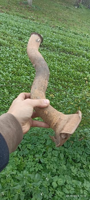 Прийомна труба Golf 2