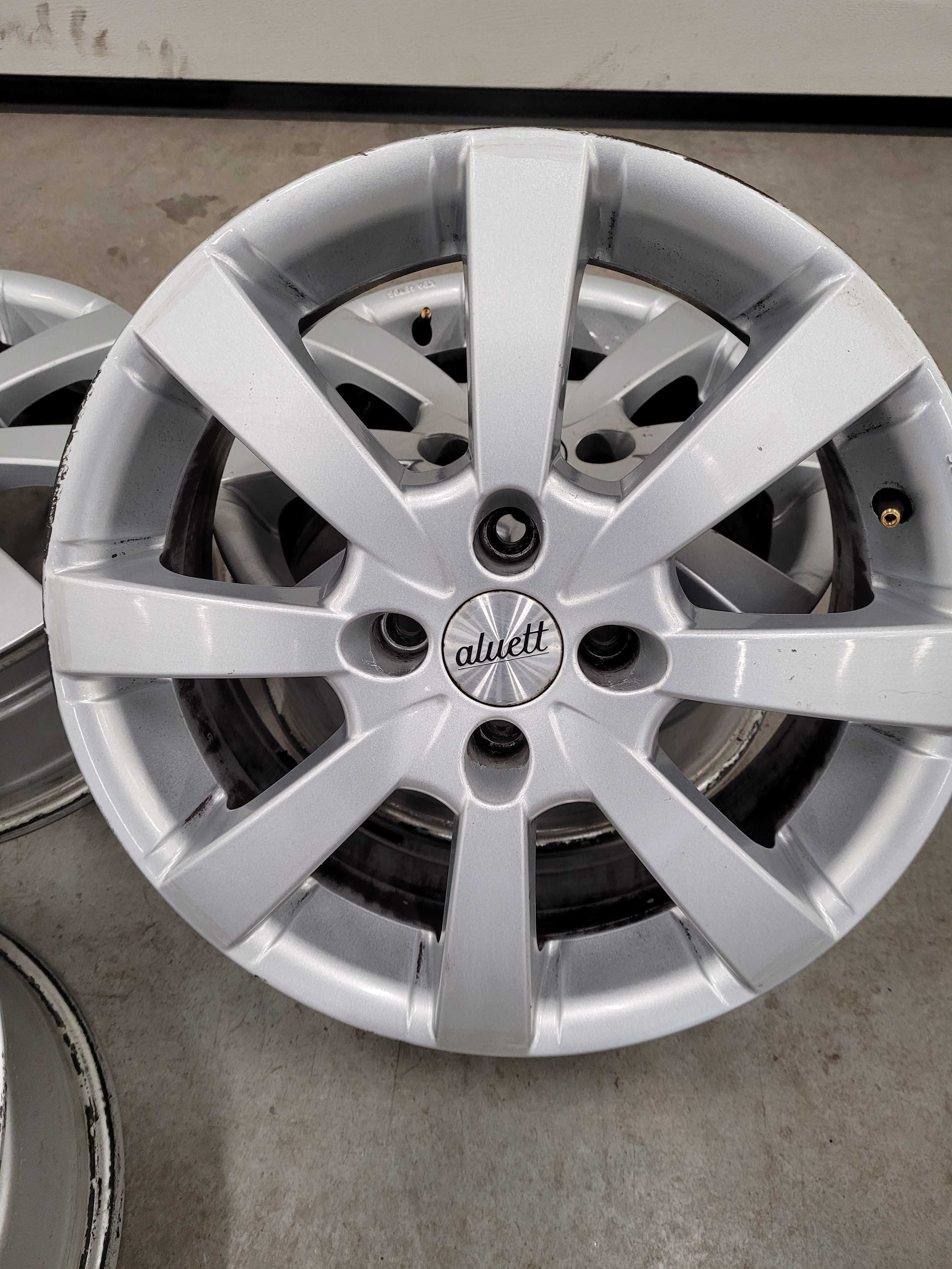 Komplet felg R 16 rozstaw 4x114,3 alufelgi