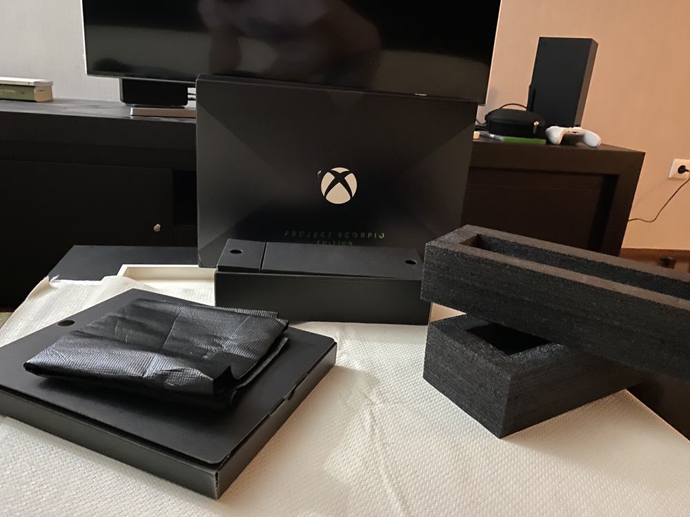 Xbox One X Scorpio