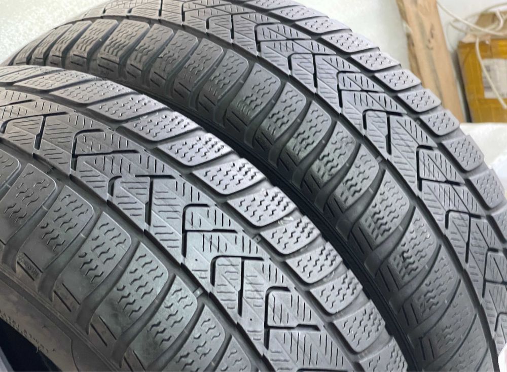 Автошини колеса резина 205/50 R17 Pirelli Sottozero 2021 рік