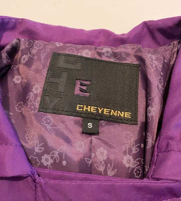 Gabardine Roxo estiloso e reverente