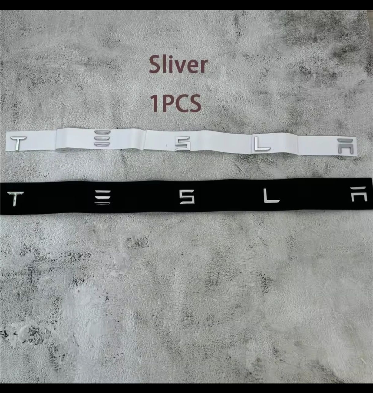 Lettering TESLA novos prateado