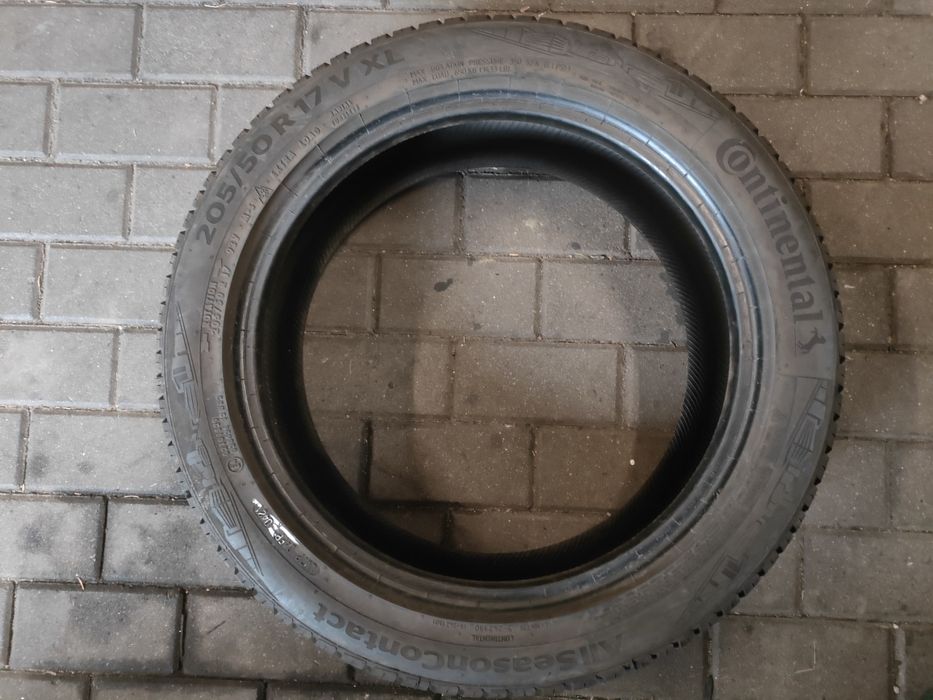 1x Continental Allseasoncontact 205/50R17  93W XL 1 szt. Całoroczna