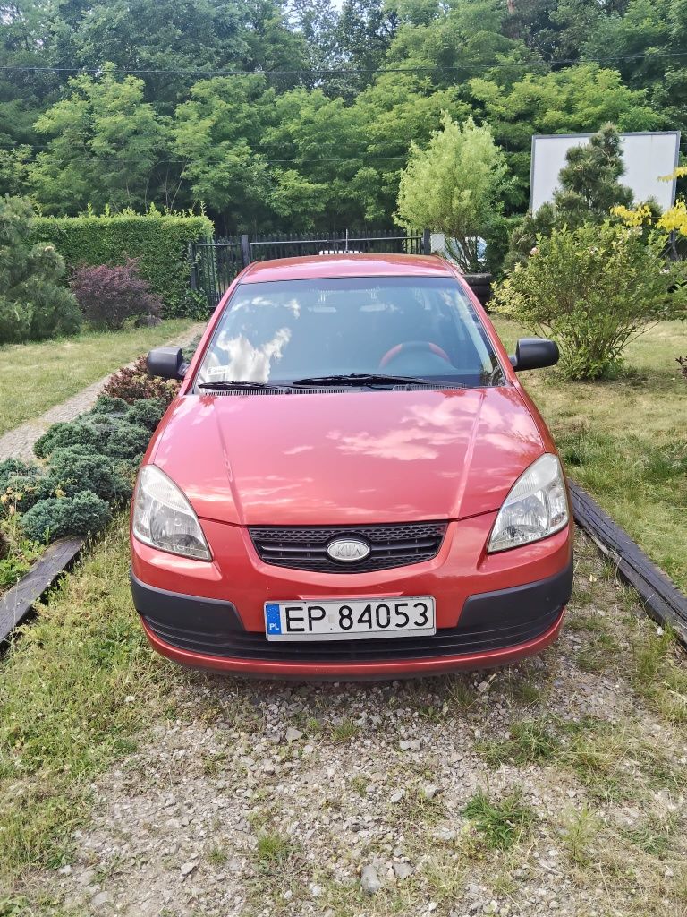 Kia Rio 1.4 MPI Yaris Hyundai i 10 20