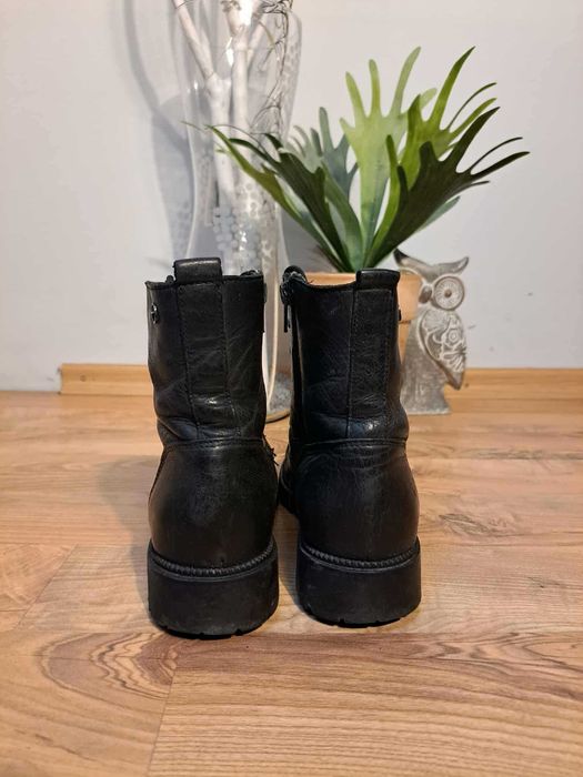 Botki damskie Tamaris czarne skórzane sznurowane rozmiar 38