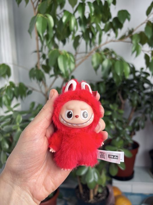 Labubu PIN FOR LOVE від бренду POP MART, брелок лабубу, оригінал