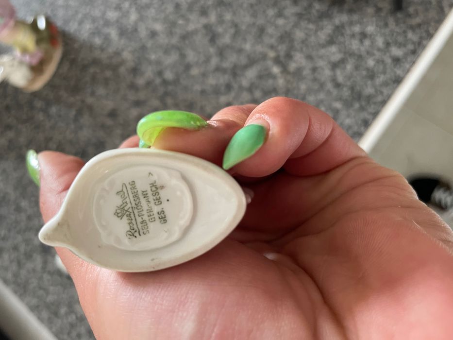 Bonecos de porcelana