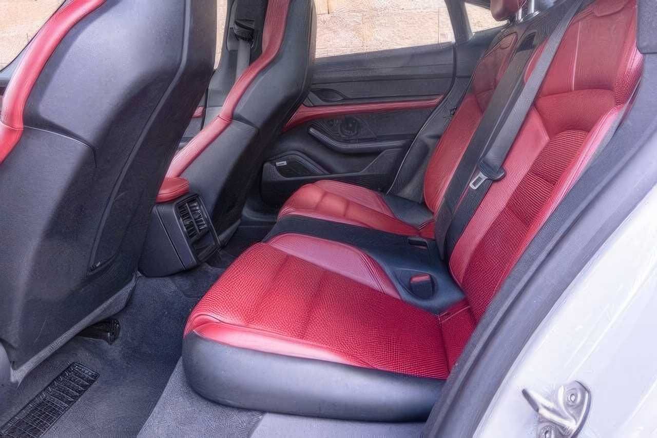 2022 Porsche Taycan 4S