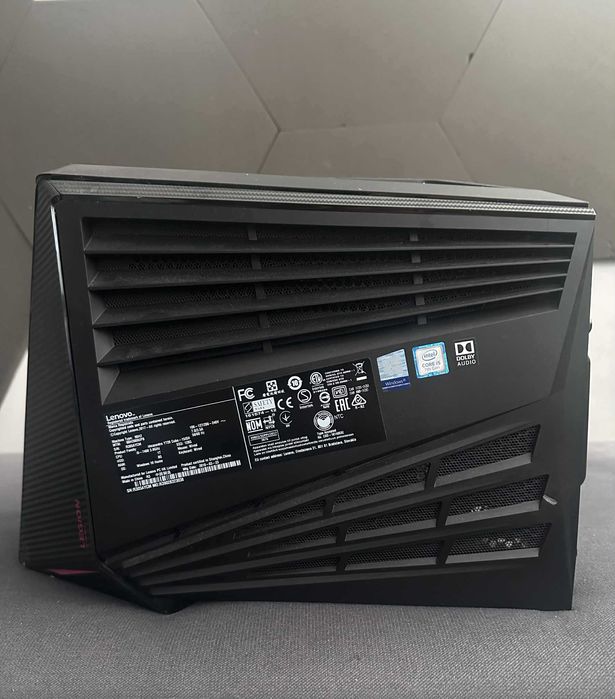 Komputer stacjonarny Lenovo