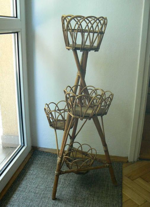 Kwietnik wiklinowy na 5 kwiatów. 96cm