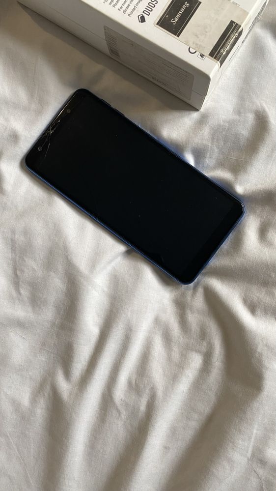 Мобільний телефон Samsung galaxy A7 2018