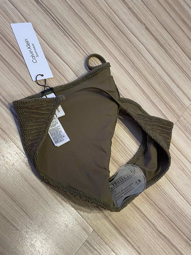 Calvin Klein : majtki / dół od bikini / M / nowe z metką