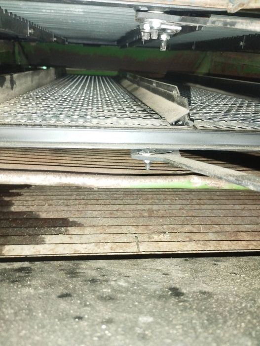 John Deere 1055 комбайн