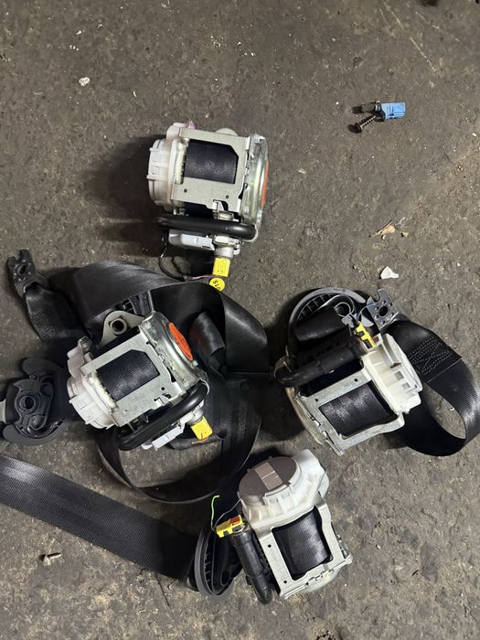 Ремни безопасности паски безпеки cayenne 9y