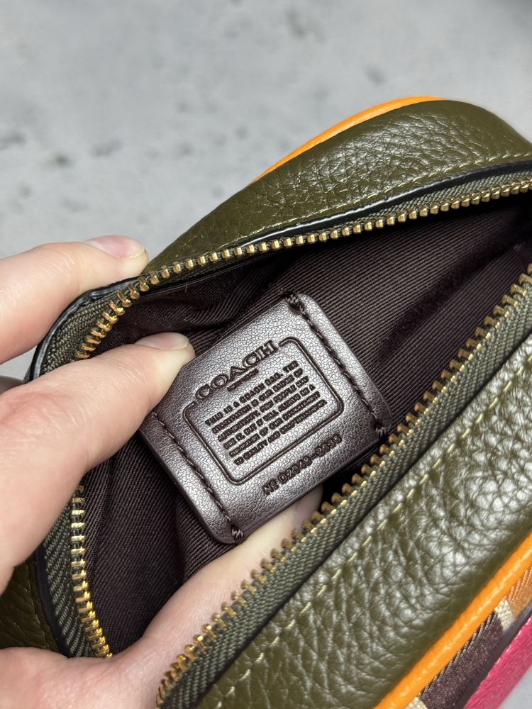 Skórzana torebka Coach, mini dempsey camera bag signature stripe