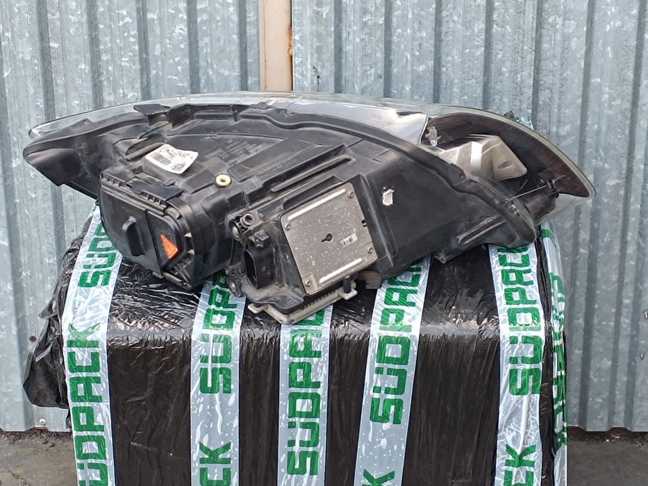 Audi Q7 LIFT 4L0 Bi Xenon LED Skrętny Lewy przód