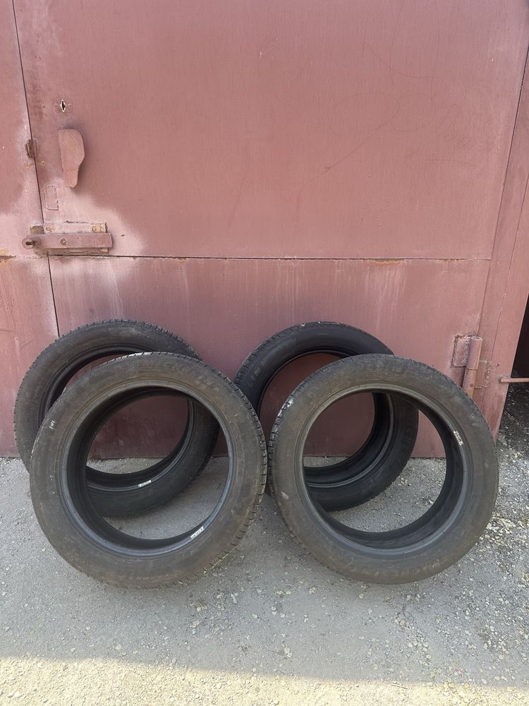 MICHILIN 225/50/r17 комплект