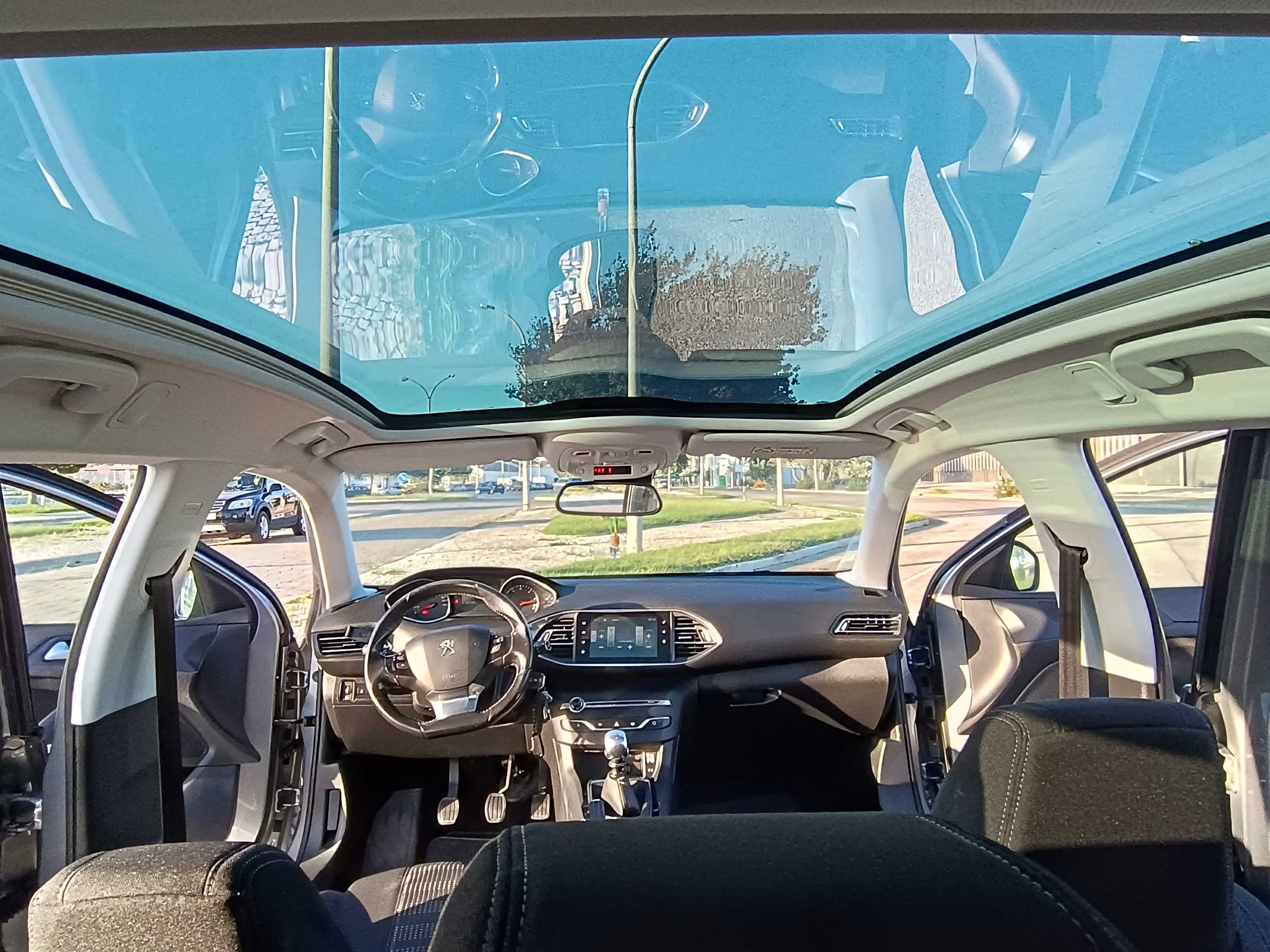 Peugeot 308 SW 1.6 BlueHDi | Carrinha Familiar | Teto Panorâmico Top