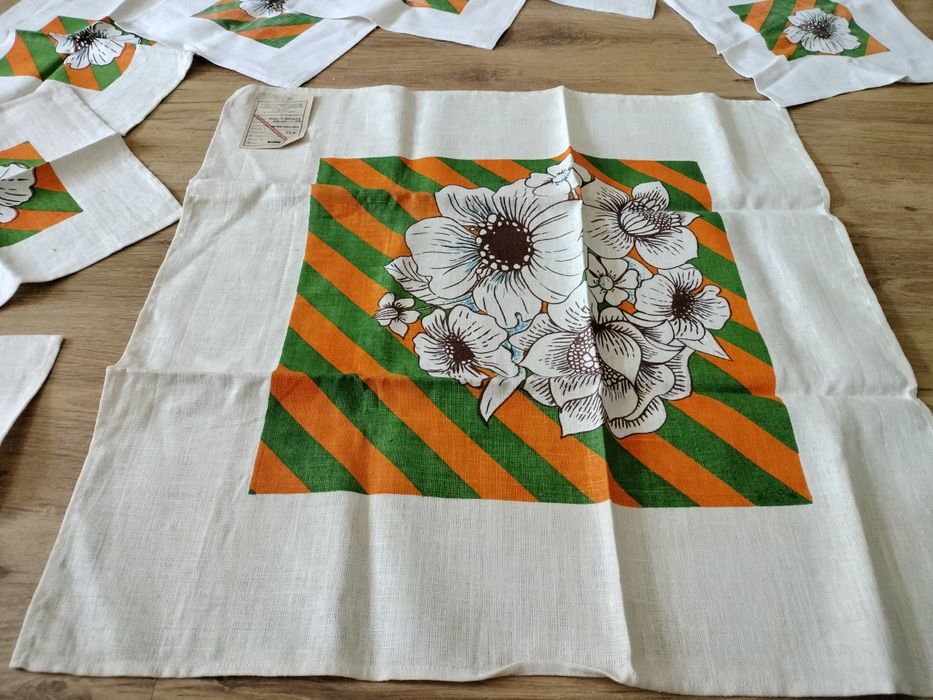 Obrus, serwetki lniane z PRL-u