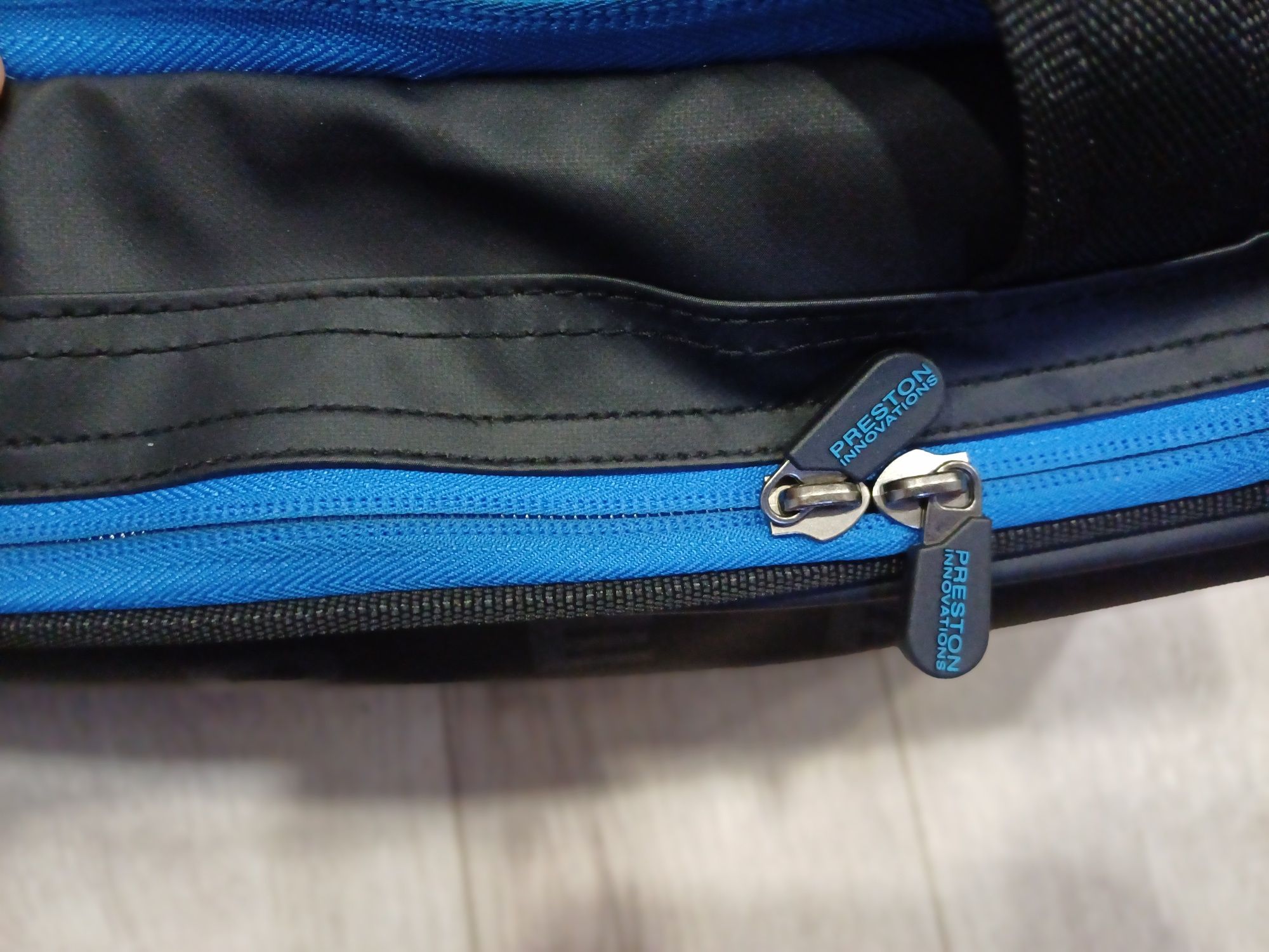 Сумка Preston Hardcase Supera Large Bait Bag. Розмір 650х350х300 мм